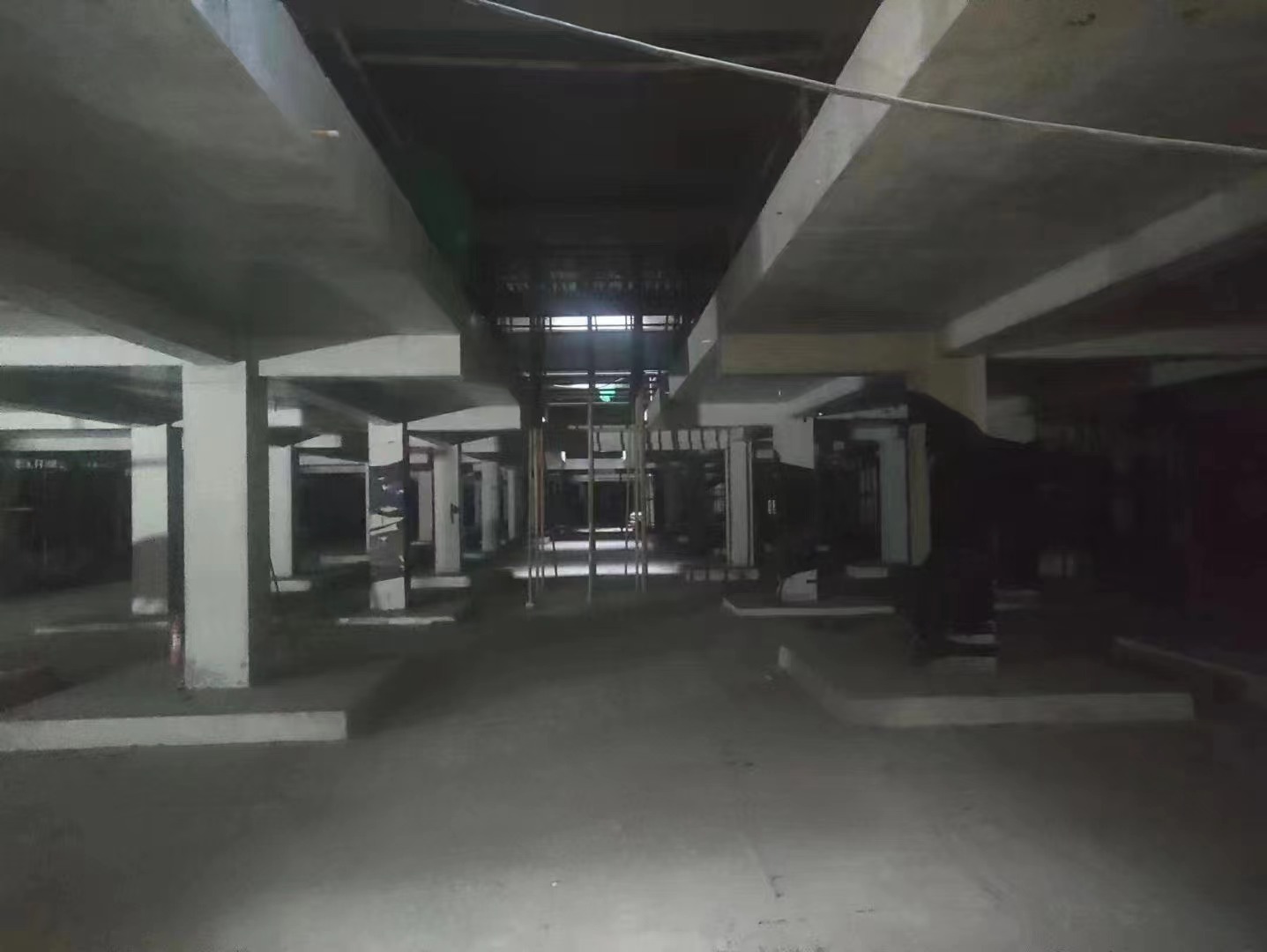 厦门山东又一个上海博普LOFT车库拔地而起